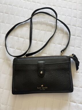 Kate Spade Black Leather Crossbody Wallet